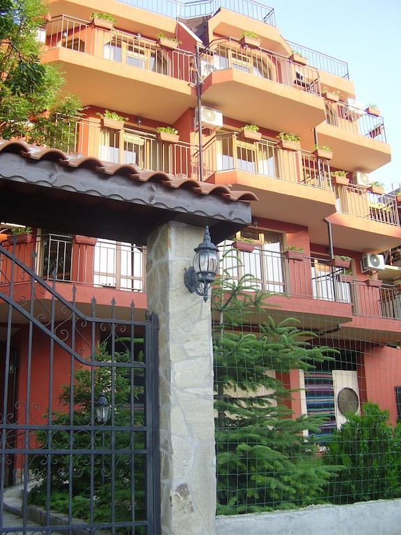 Къща за Гости Тера Hotel Равда Екстериор снимка